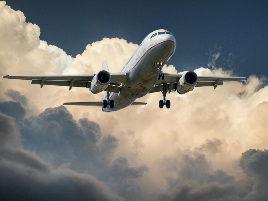 Airplane in flight